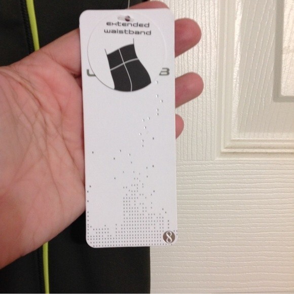 LAYER 8 Size X-Small Forest Green Core Bike Short Side Pocket NWT Qwick Dry - Picture 4 of 10